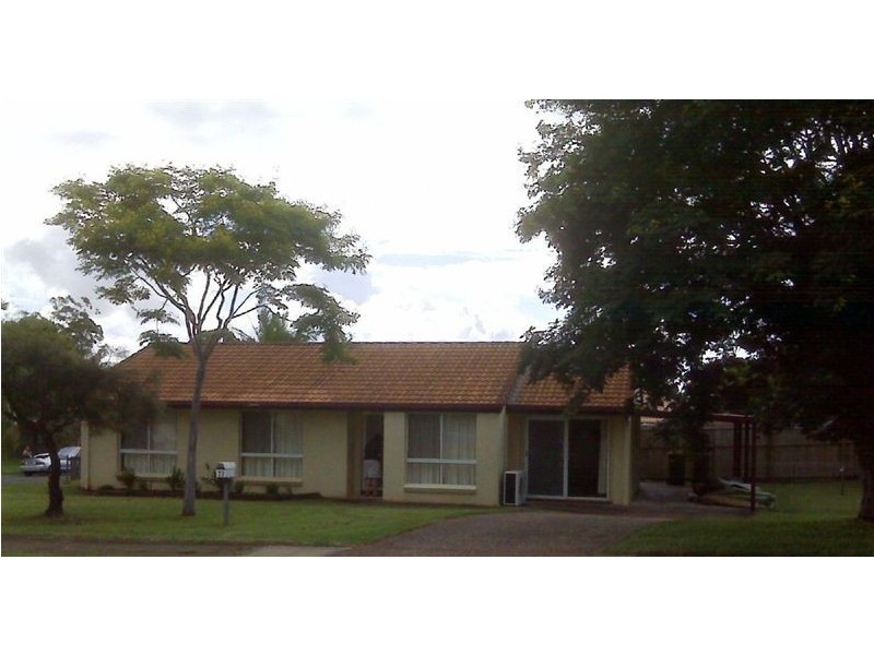 22 School Road, Victoria Point QLD 4165