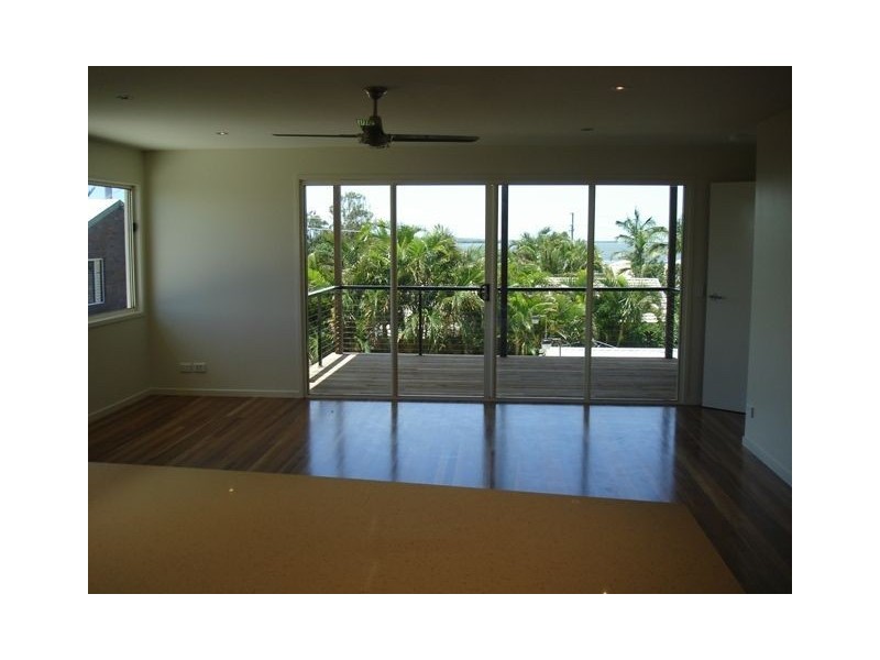 12/11 Yeo St, Victoria Point QLD 4165