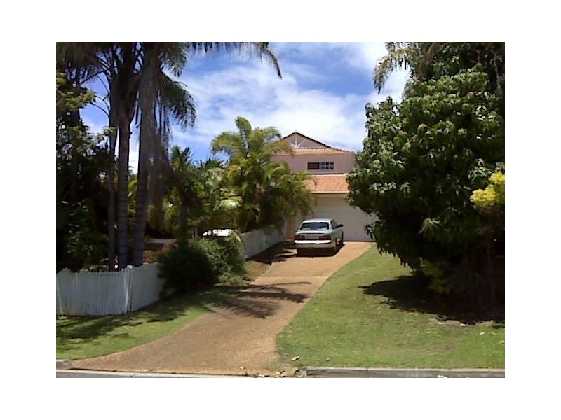 1 Maritime Court, Victoria Point QLD 4165