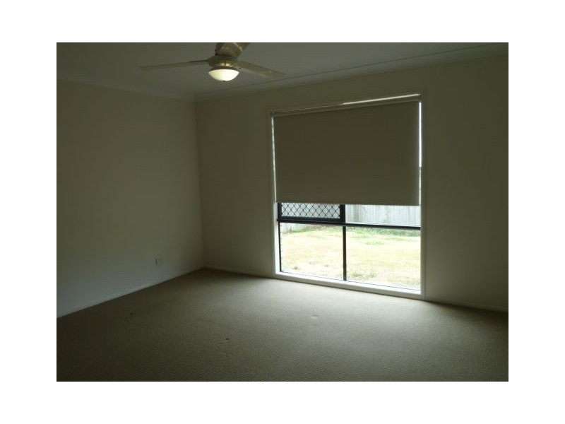 113 Bunker Rd, Victoria Point QLD 4165