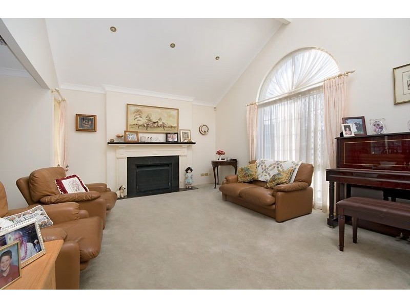 8 Glenella Court, Alexandra Hills QLD 4161