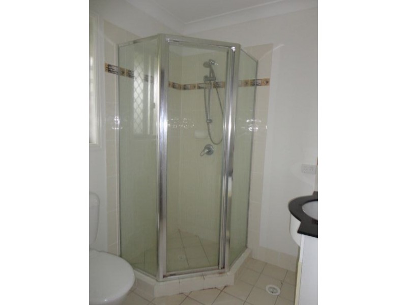 15 Ivanhoe Street, Brassall QLD 4305