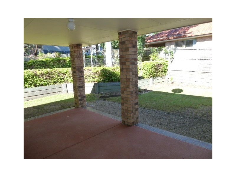 18 Lime Street, Redland Bay QLD 4165