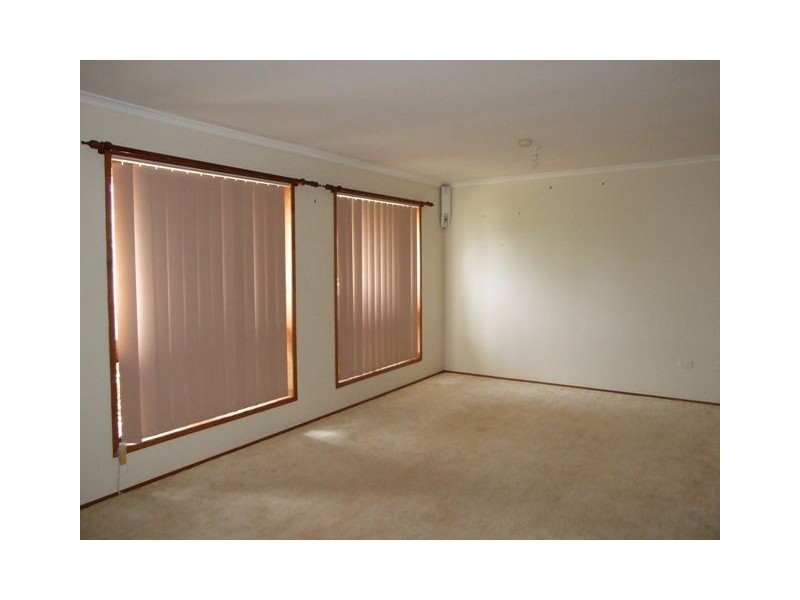 10 Wisteria Crt, Victoria Point QLD 4165