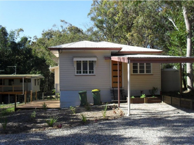 70 High Central Rd, Macleay Island QLD 4184