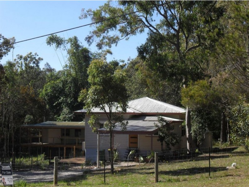 70 High Central Rd, Macleay Island QLD 4184