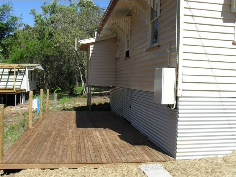 70 High Central Rd, Macleay Island QLD 4184