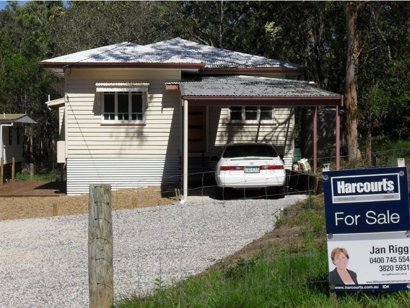 70 High Central Rd, Macleay Island QLD 4184