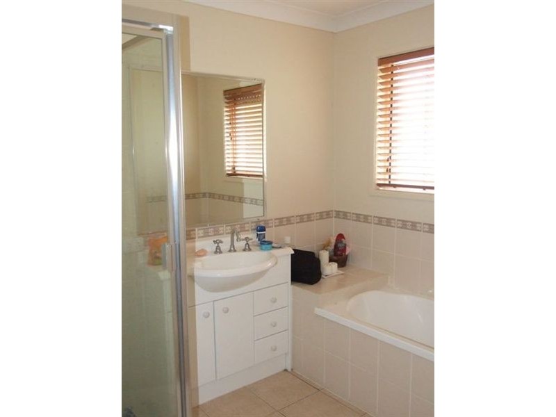 13 Seabrae Drive, Redland Bay QLD 4165