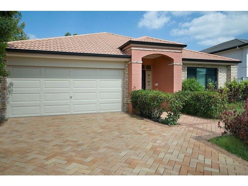 10 Juniper Cct, Stretton QLD 4116