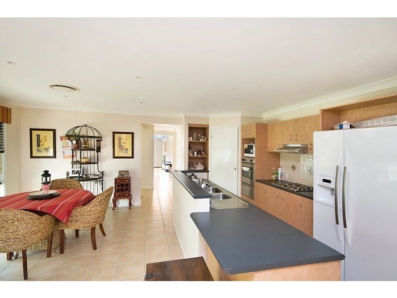 10 Juniper Cct, Stretton QLD 4116