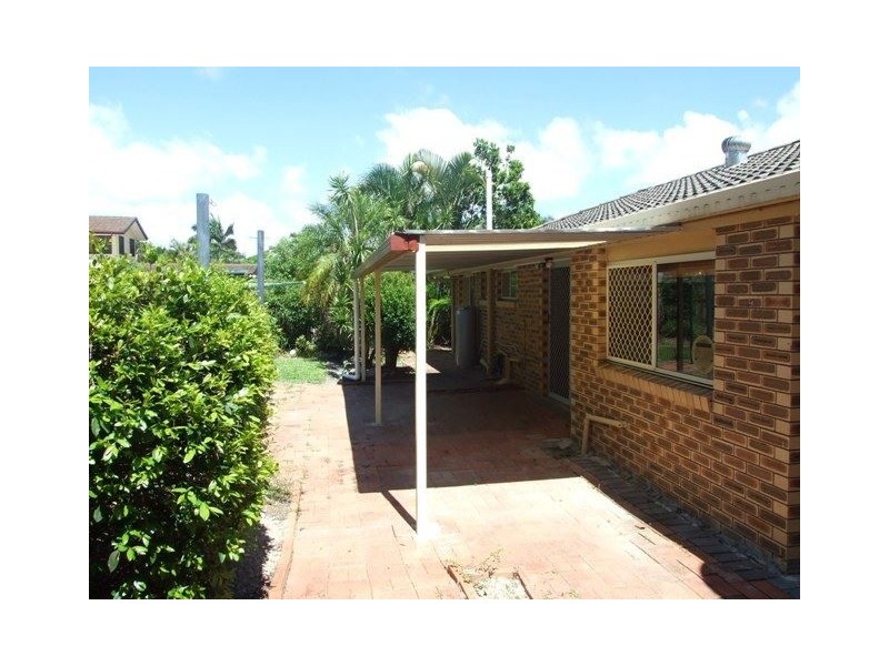 27 Sycamore Parade, Victoria Point QLD 4165