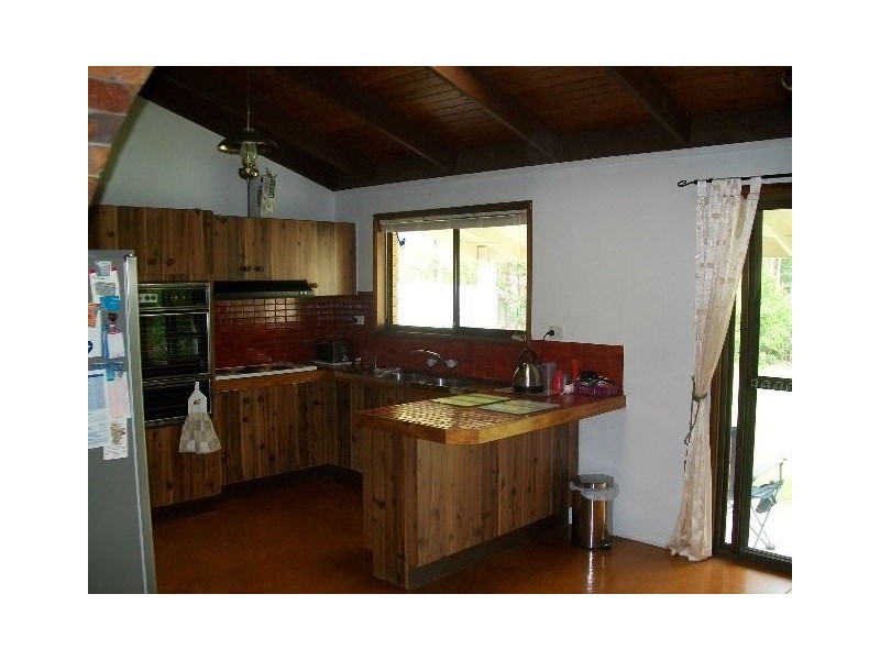 36 Sycamore Pde, Victoria Point QLD 4165