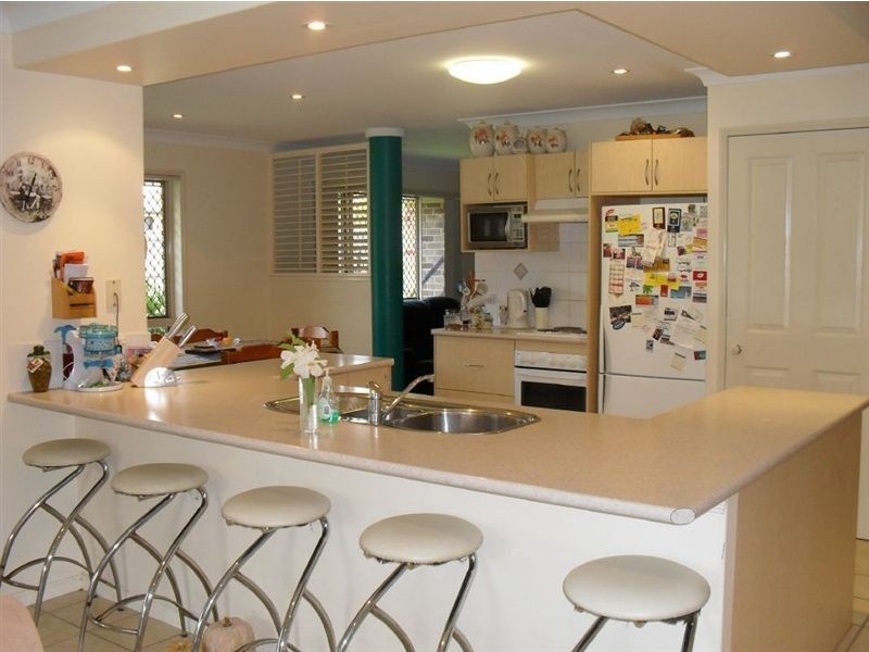 1 Summerhill St, Victoria Point QLD 4165