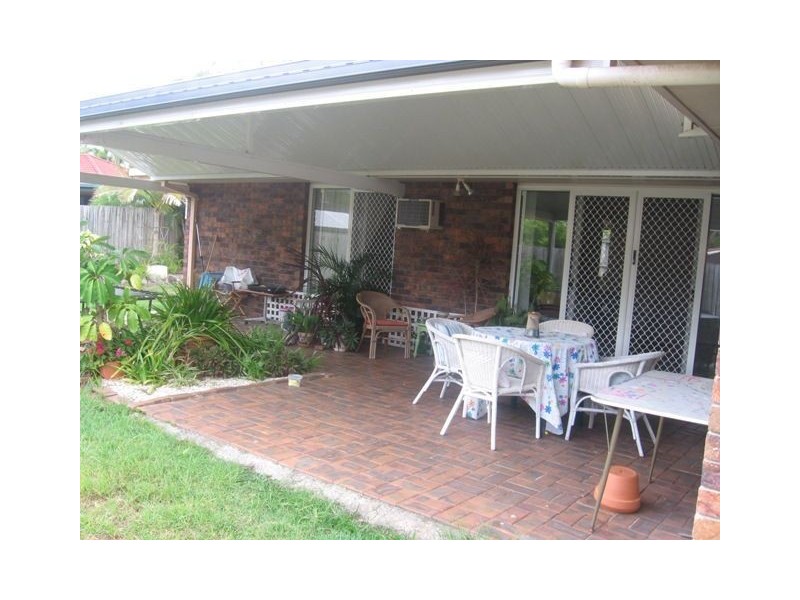 9 Bottlebrush Ct, Victoria Point QLD 4165