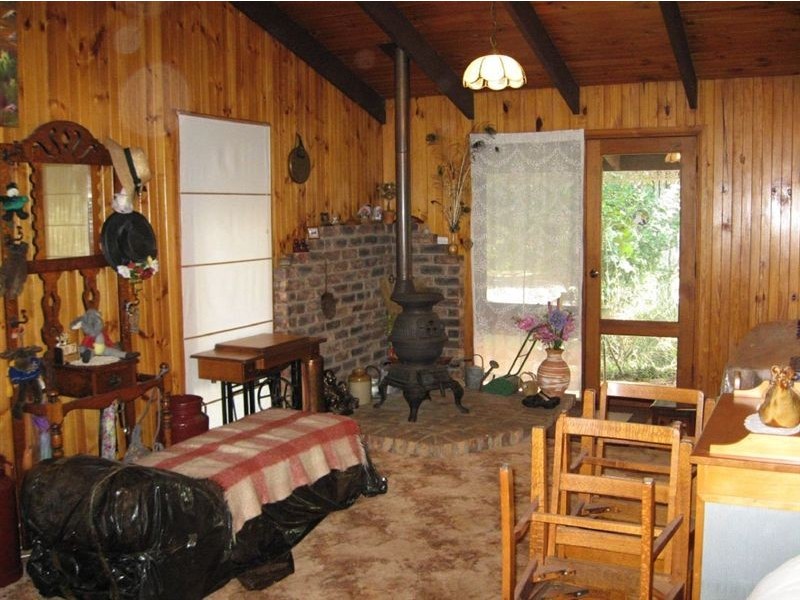 288 Victoria Parade West, Coochiemudlo Island QLD 4184