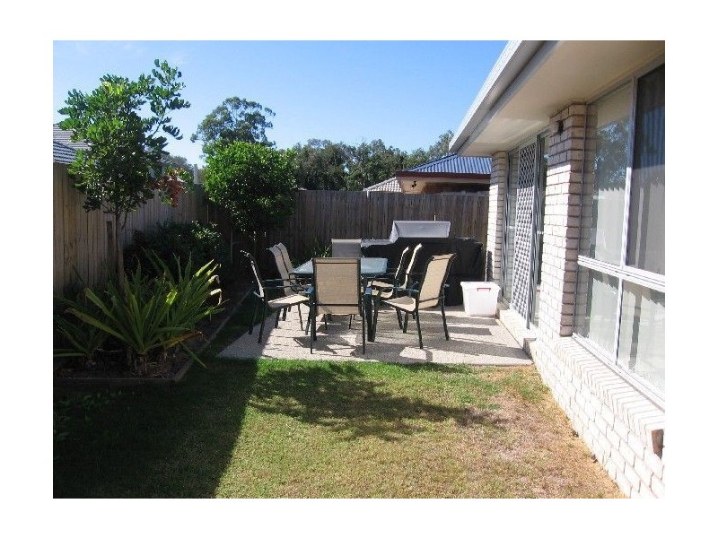 9 turquoise, Redland Bay QLD 4165