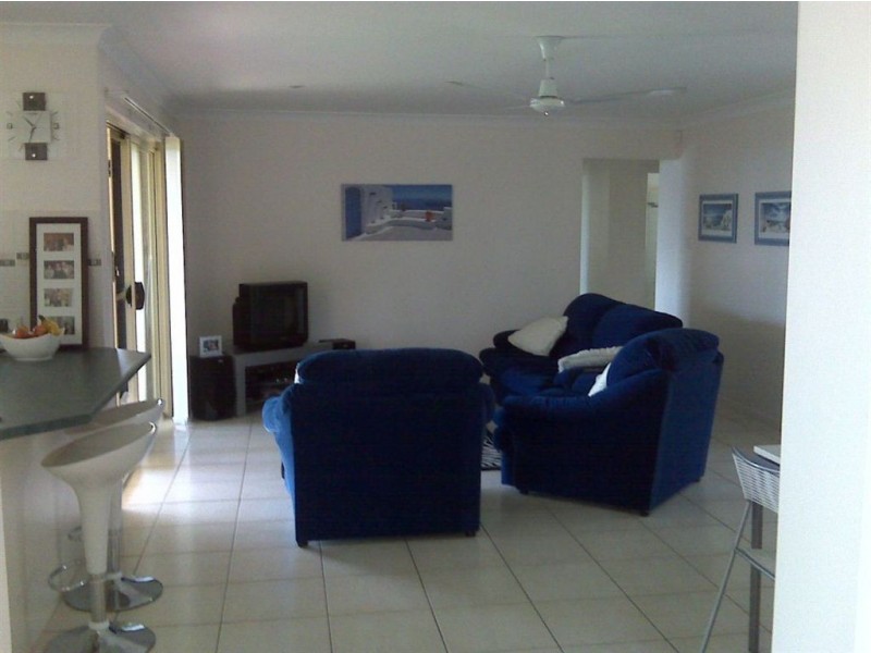 84 Bunker Rd, Victoria Point QLD 4165