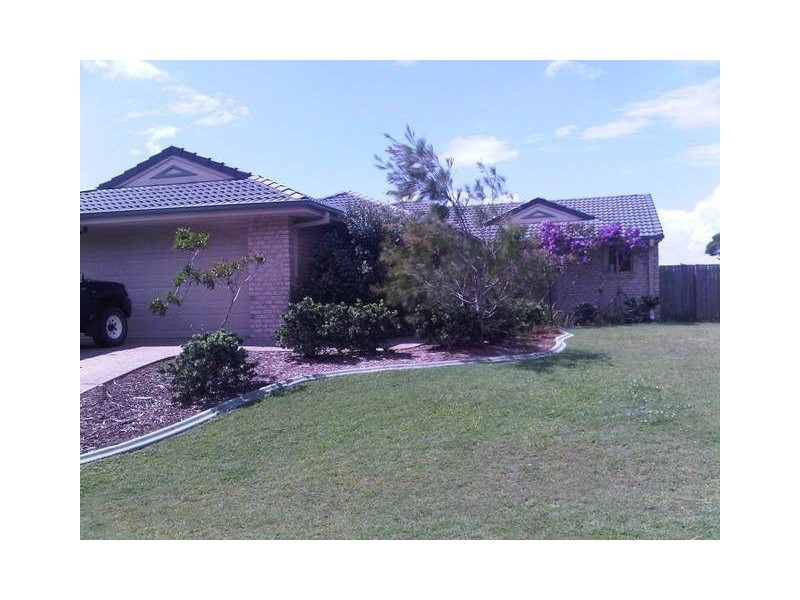 19 Creekside Circuit West, Victoria Point QLD 4165
