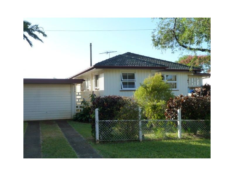 6 Allen St, Victoria Point QLD 4165