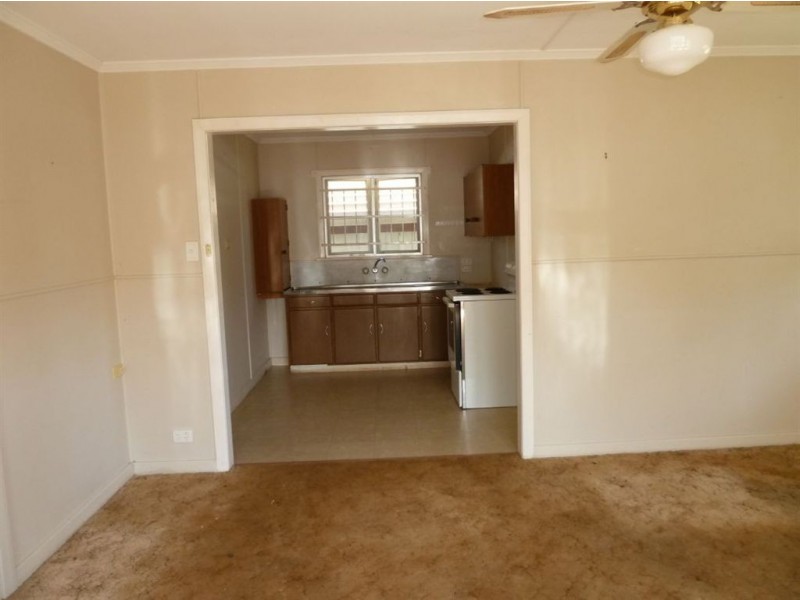 6 Allen St, Victoria Point QLD 4165