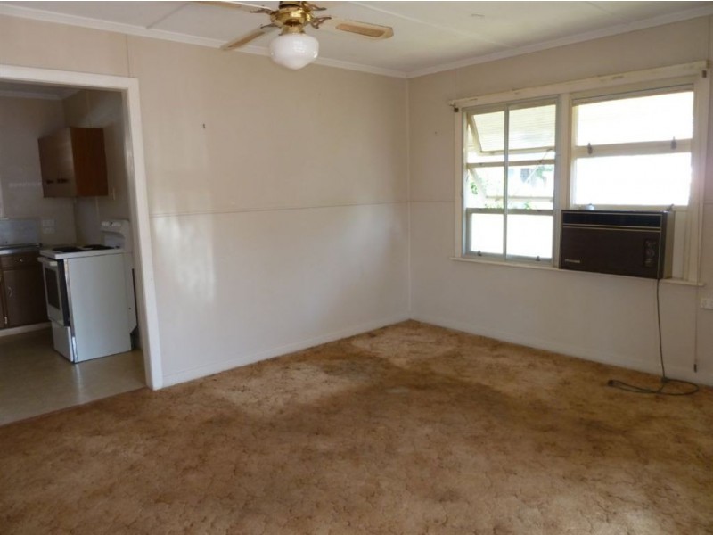 6 Allen St, Victoria Point QLD 4165