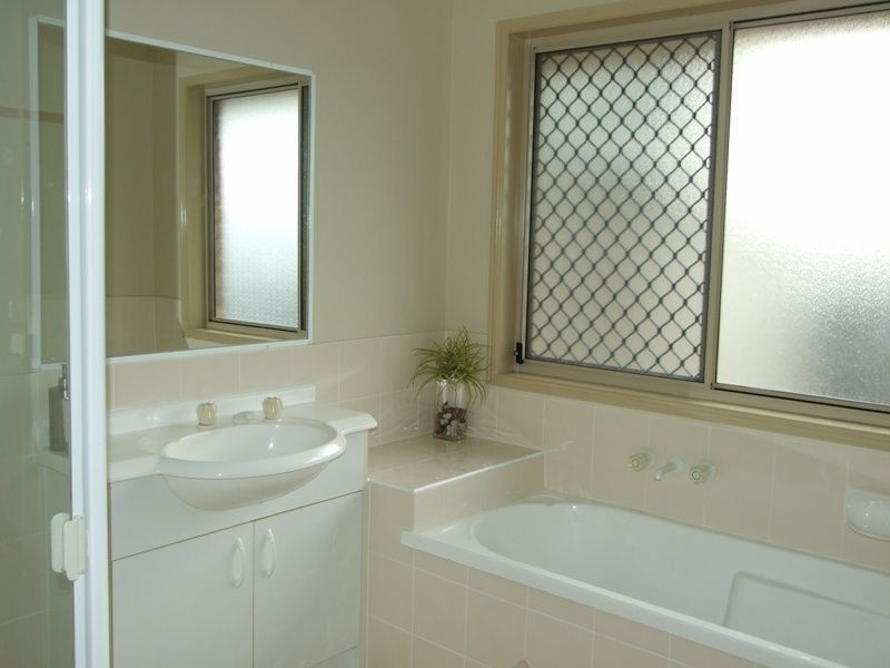 6 Hawkins Pl, Thornlands QLD 4164