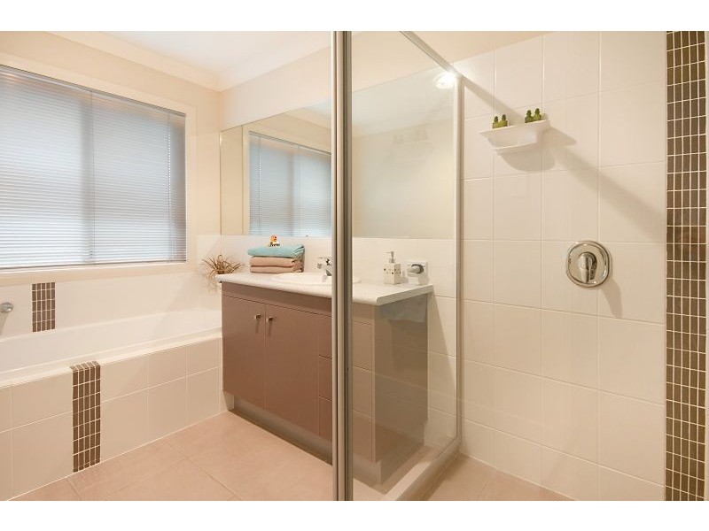 59 Aquila Street, Redland Bay QLD 4165