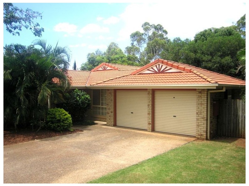 12 Sunningdale Drive, Redland Bay QLD 4165