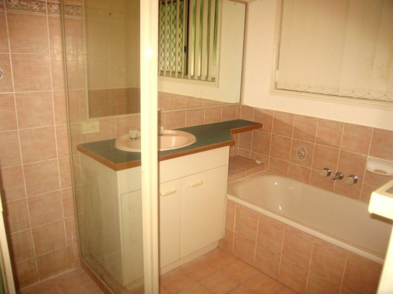 12 Sunningdale Drive, Redland Bay QLD 4165