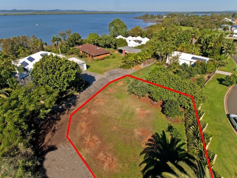 26 Wilson Esplanade, Redland Bay QLD 4165
