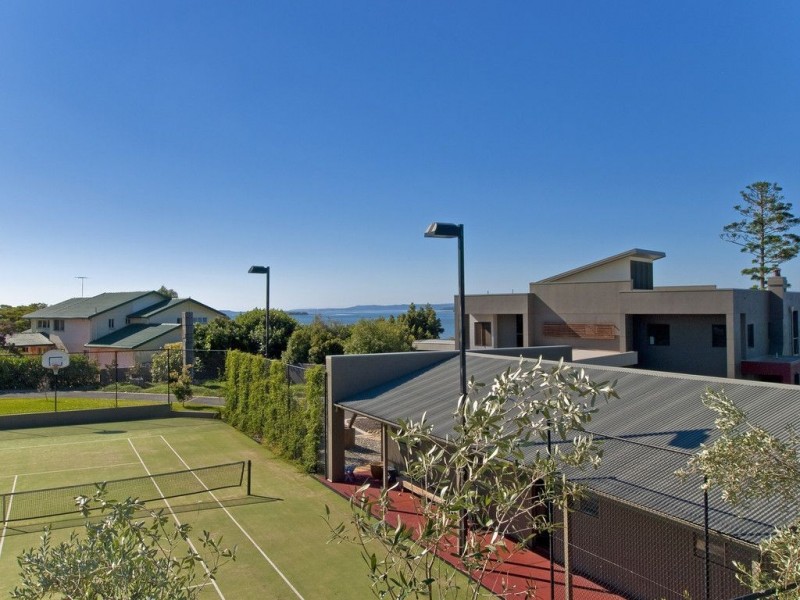 26 Wilson Esplanade, Redland Bay QLD 4165