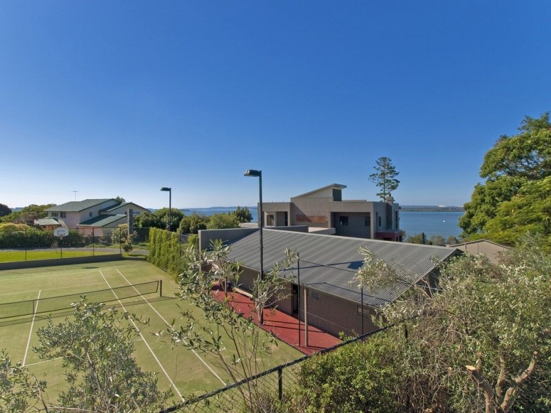 26 Wilson Esplanade, Redland Bay QLD 4165