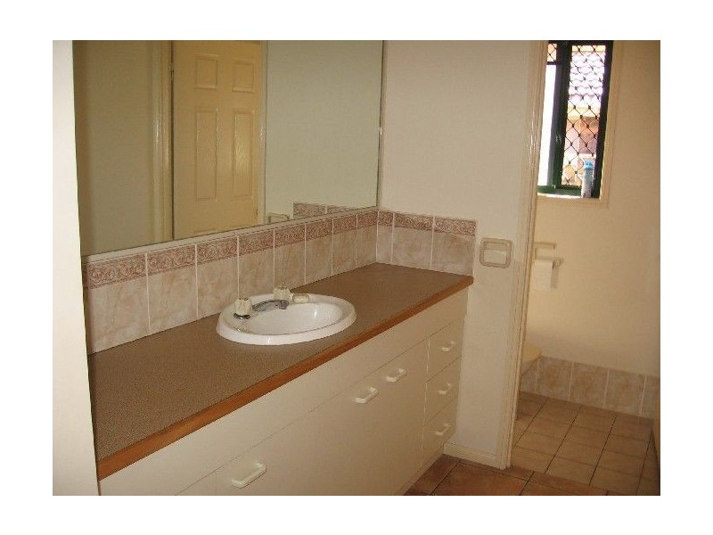 18 Illidge Rd, Victoria Point QLD 4165