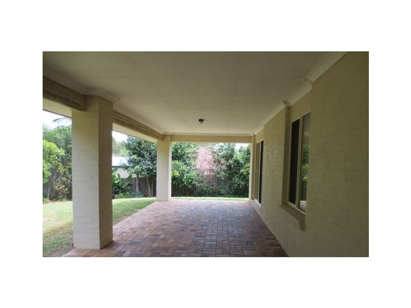 13 Seabrae Drive, Redland Bay QLD 4165