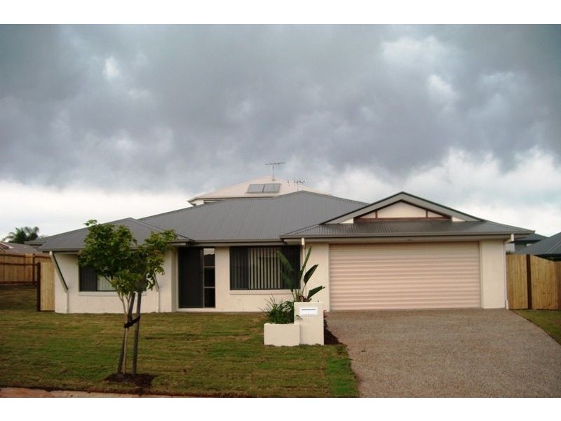 11 Torello Cres, Victoria Point QLD 4165