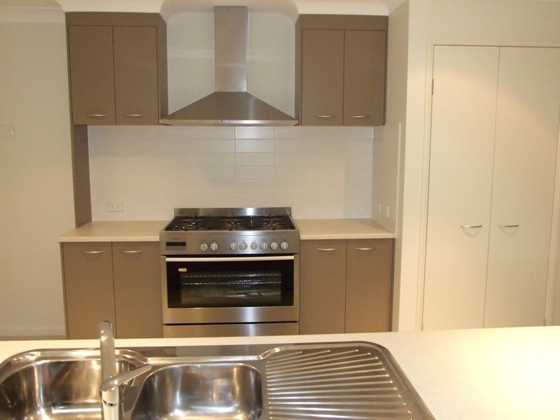 11 Torello Cres, Victoria Point QLD 4165