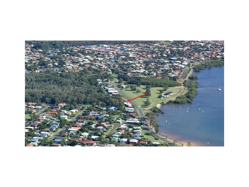 27 Wilson Esplanade, Victoria Point QLD 4165