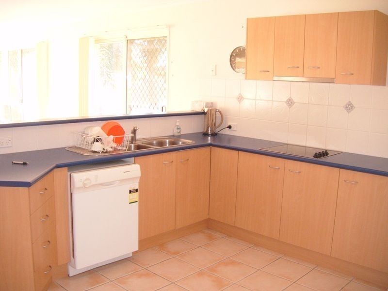 12 Torquay Rd, Redland Bay QLD 4165