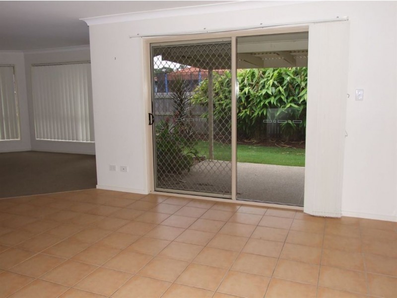 19 Creekside Circuit West, Victoria Point QLD 4165