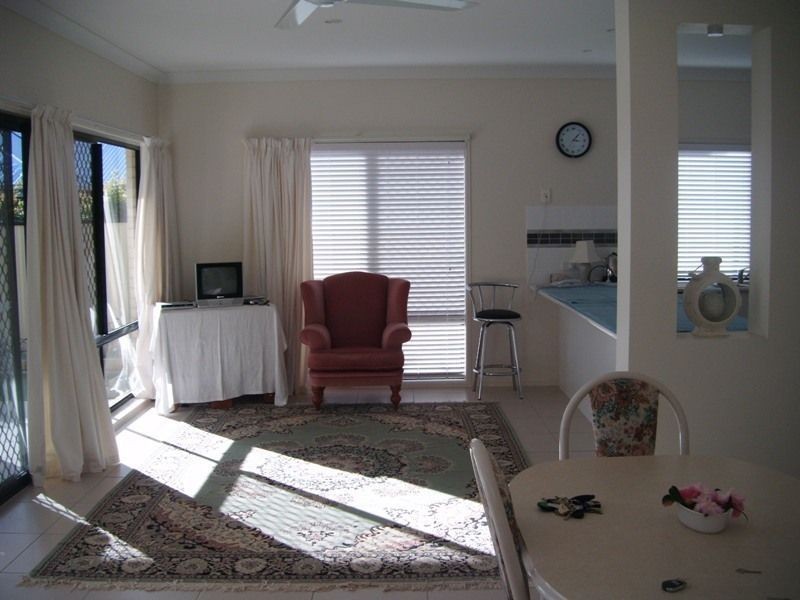 56 Spinnaker Circuit, Redland Bay QLD 4165