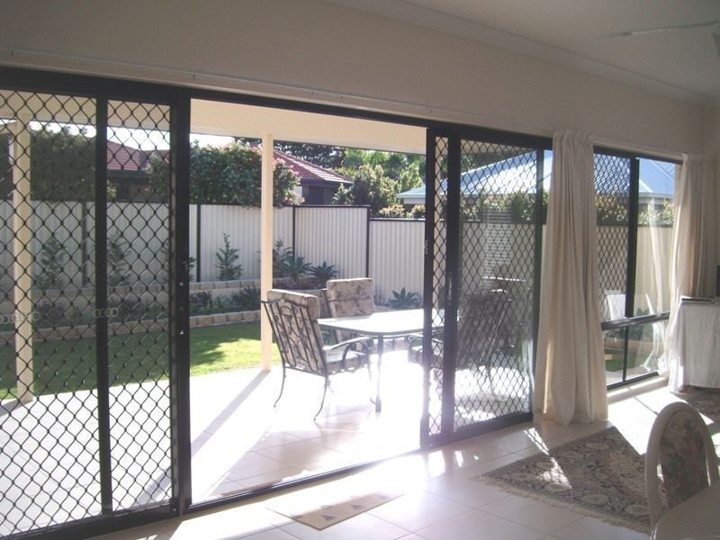 56 Spinnaker Circuit, Redland Bay QLD 4165