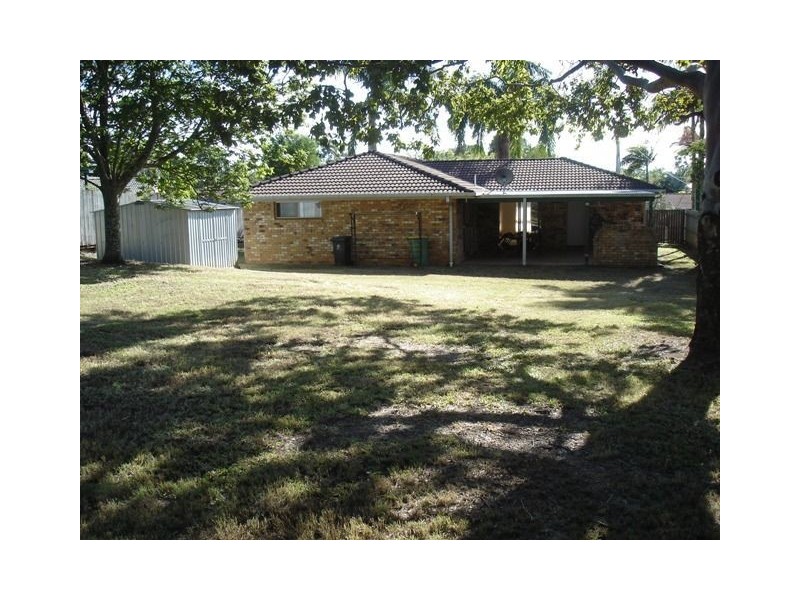 20 Meredith Place, Redland Bay QLD 4165