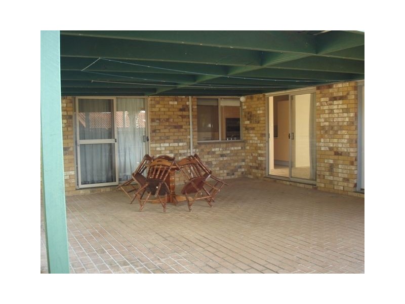 20 Meredith Place, Redland Bay QLD 4165