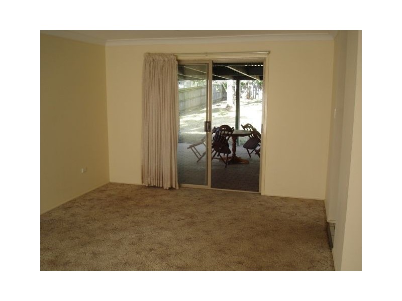 20 Meredith Place, Redland Bay QLD 4165