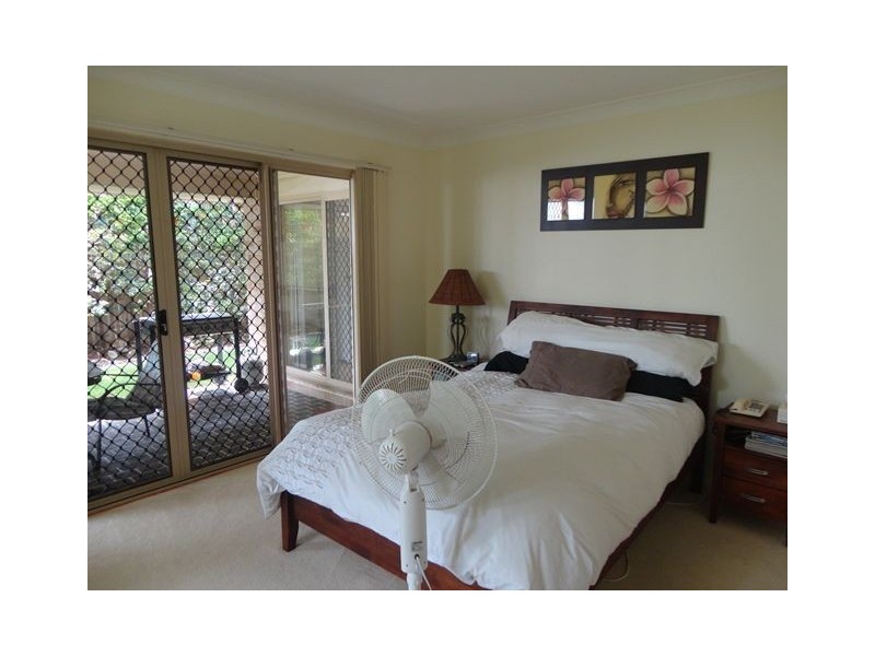 9 Burkett Cres, Victoria Point QLD 4165