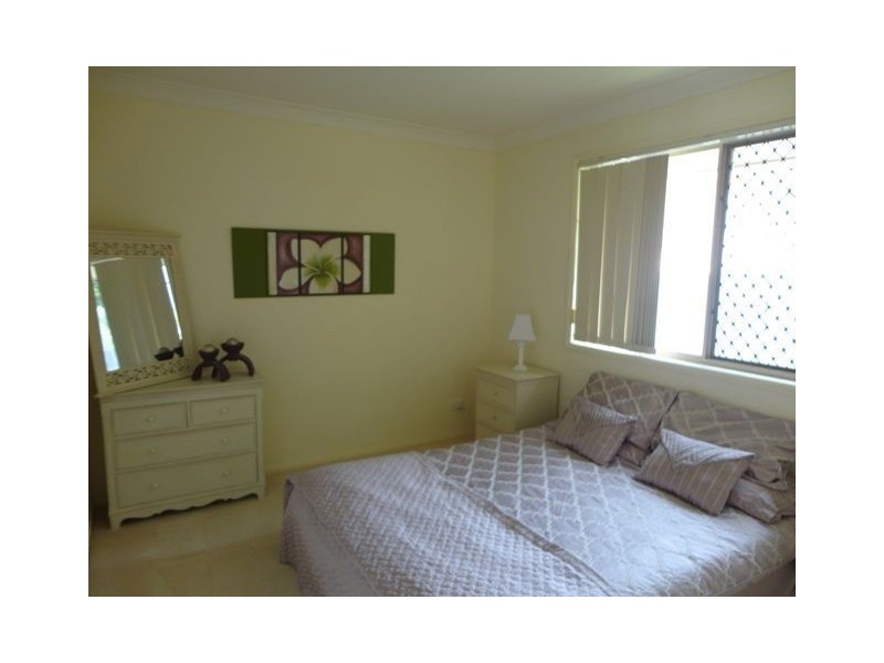 9 Burkett Cres, Victoria Point QLD 4165