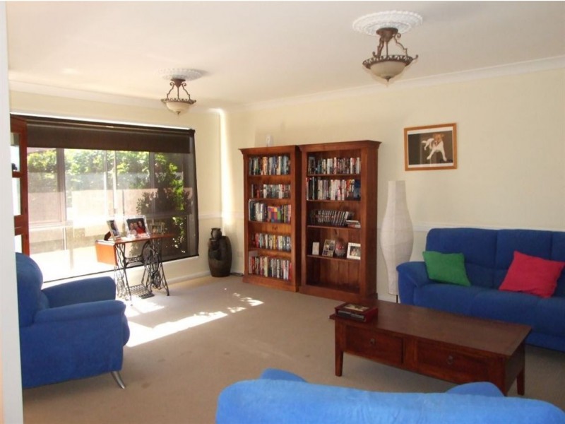 48 Pitt Street, Redland Bay QLD 4165