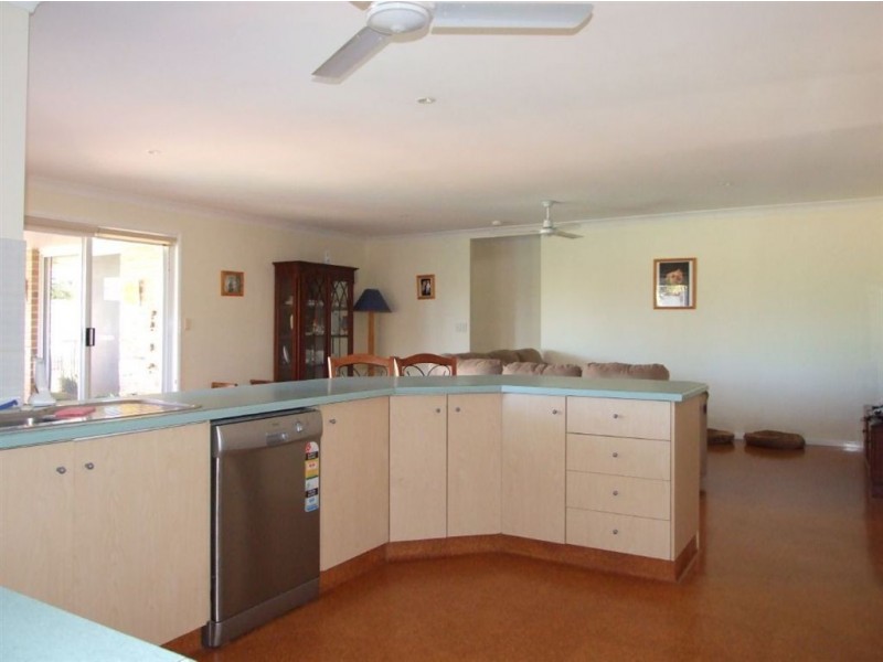 48 Pitt Street, Redland Bay QLD 4165