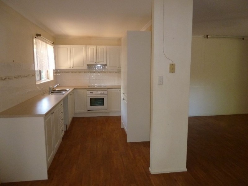 8 Lancewood Street, Victoria Point QLD 4165